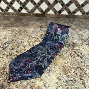 Don Loper Beverly Hills Men’s Necktie Gray with burgundy 100% Italian Silk